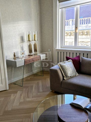 Eladó téglalakás, Budapesten, V. kerületben 278 M Ft, 3 szobás