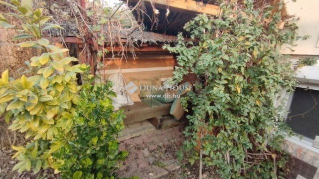 Eladó családi ház, Százhalombattán 74.9 M Ft, 5 szobás