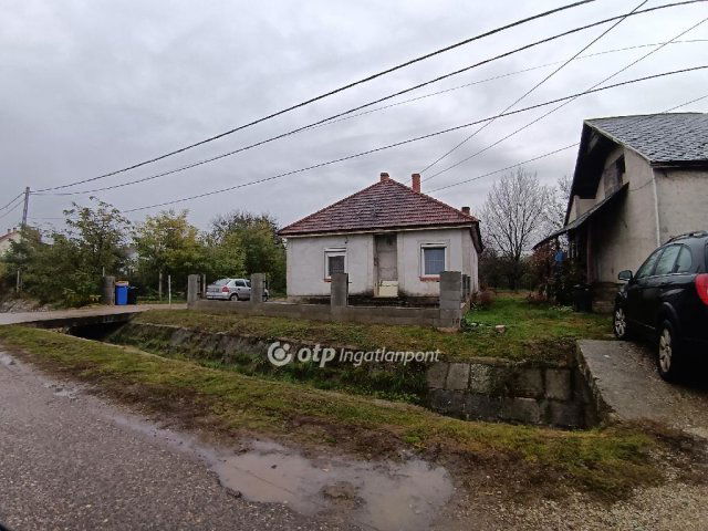 Eladó családi ház, Homrogdon 16 M Ft, 2+1 szobás