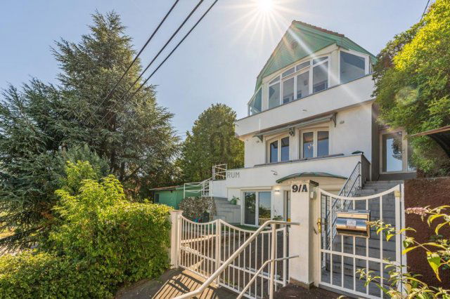 Eladó ikerház, Budapesten, II. kerületben 249.9 M Ft, 5 szobás