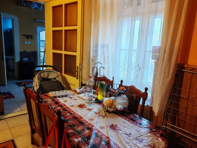Eladó családi ház, Abonyban 43 M Ft, 2 szobás