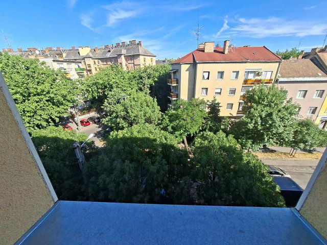 Eladó téglalakás, Budapesten, XIV. kerületben 52.9 M Ft