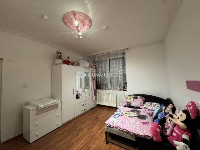 Eladó téglalakás, Budapesten, VIII. kerületben 85 M Ft, 3 szobás