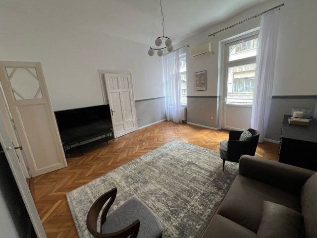 Kiadó téglalakás, albérlet, VII. kerületben, Szövetség utcában
