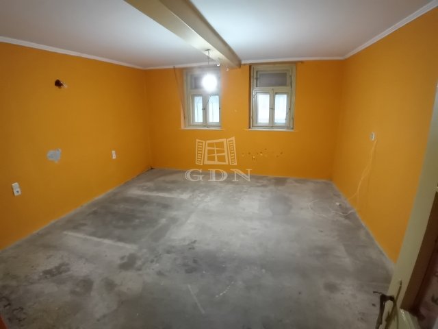 Eladó családi ház, Jánoshalmán 6.5 M Ft, 3 szobás