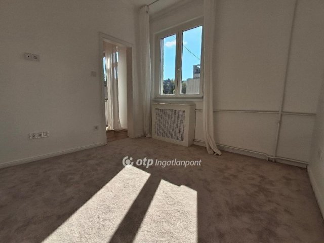 Eladó téglalakás, Budapesten, II. kerületben 94.5 M Ft, 2 szobás