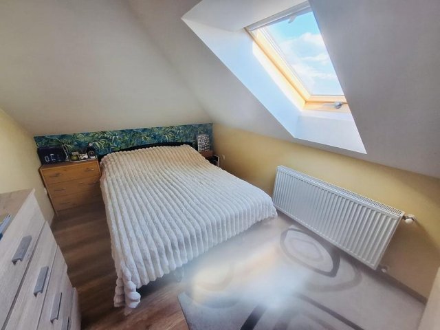 Eladó téglalakás, Dunakeszin 70 M Ft, 4 szobás