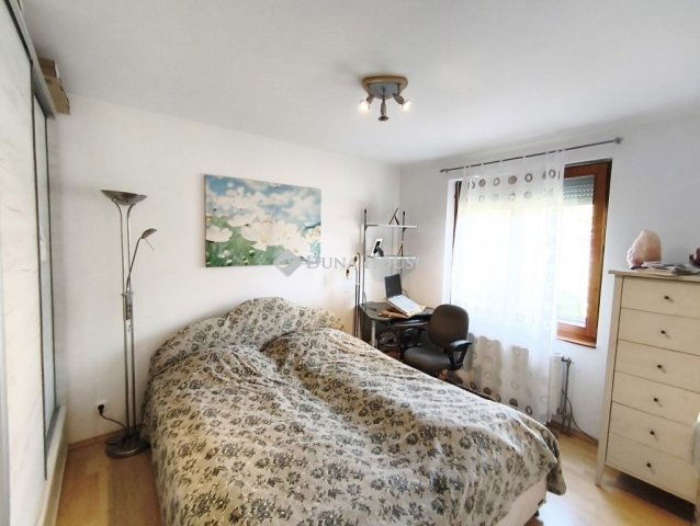 Eladó téglalakás, Budapesten, XV. kerületben 108 M Ft, 4 szobás