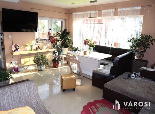 Eladó családi ház, Siófokon 143 M Ft, 4 szobás