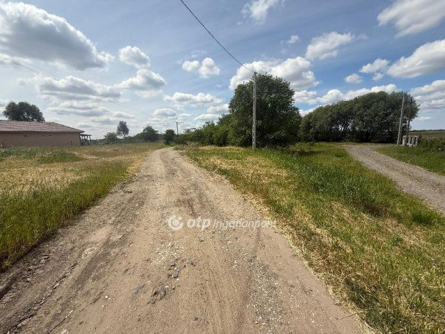 Eladó telek, Újfehértón 4.8 M Ft / költözzbe.hu