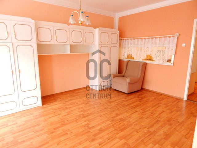 Eladó téglalakás, Zalaegerszegen 37.99 M Ft, 2 szobás