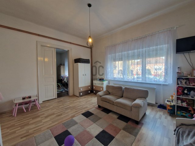 Eladó családi ház, Csurgón 27.9 M Ft, 2 szobás