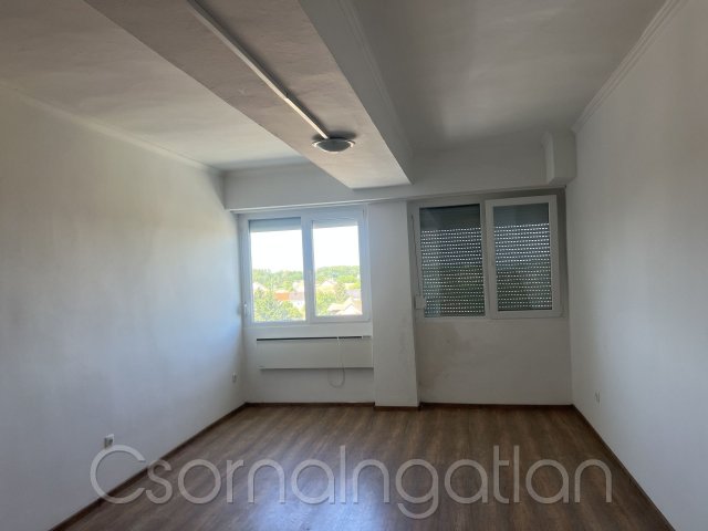 Kiadó téglalakás, albérlet, Kapuváron 85 E Ft / hó, 1 szobás