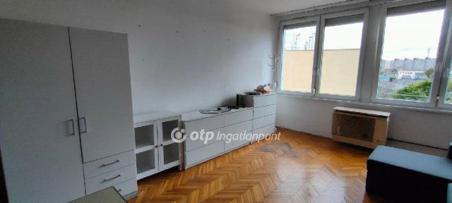 Kiadó téglalakás, albérlet, Budapesten, IV. kerületben
