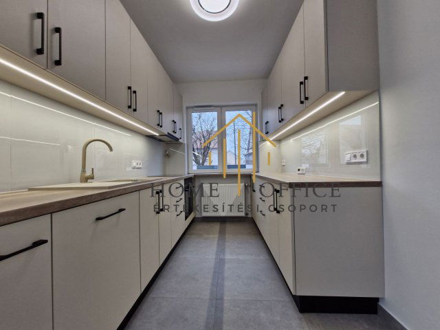 Eladó családi ház, Debrecenben 134.9 M Ft, 4 szobás