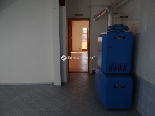 Eladó családi ház, Budapesten, XVIII. kerületben 170 M Ft