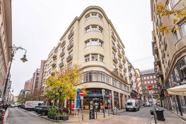 Kiadó téglalakás, albérlet, Budapesten, VII. kerületben