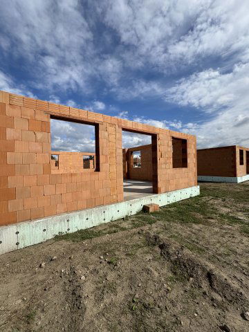 Eladó családi ház, Városföldön 78 M Ft, 4 szobás