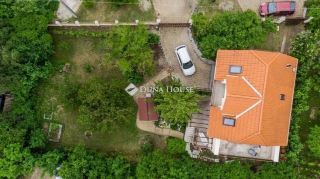 Eladó családi ház, Szentendrén 159 M Ft, 4 szobás