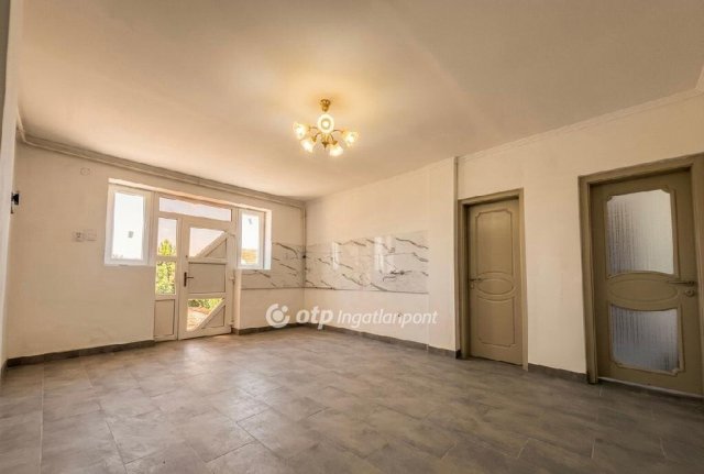 Eladó családi ház, Újfehértón 46 M Ft, 2+1 szobás