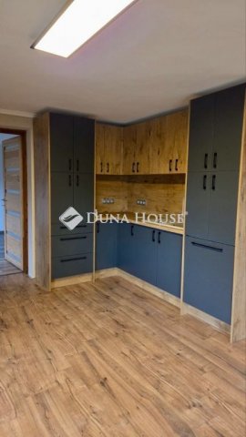 Eladó családi ház, Szilvásváradon 80 M Ft, 5 szobás