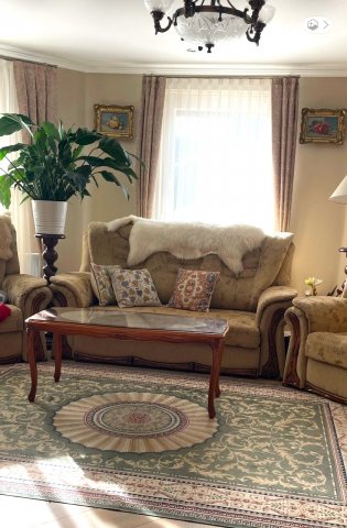 Eladó családi ház, Zalakaroson 145 M Ft, 5+2 szobás