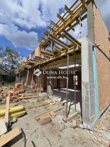 Eladó ikerház, Budapesten, XVIII. kerületben 159.95 M Ft