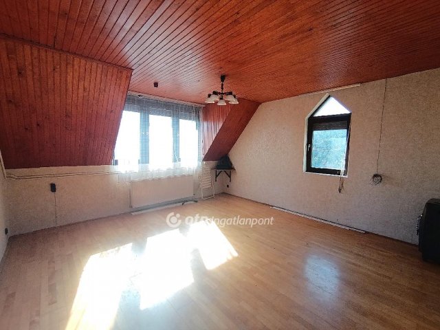 Eladó családi ház, Érden 84.99 M Ft, 6 szobás