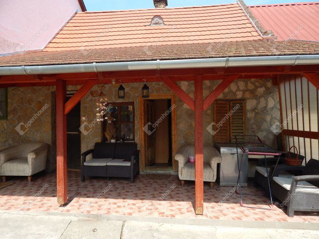 Eladó családi ház, Mezőcsokonyán 65 M Ft, 4 szobás