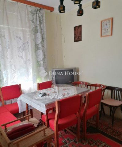 Eladó családi ház, Dunaszegen 39.9 M Ft, 4 szobás