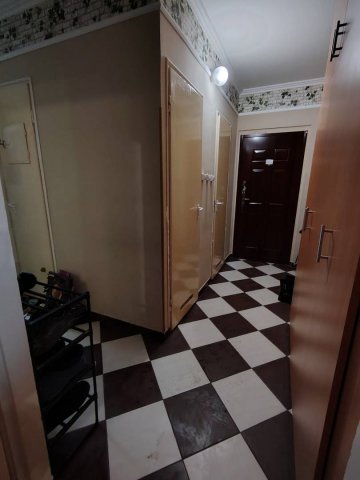 Eladó panellakás, Dunaújvárosban 33 M Ft, 2 szobás