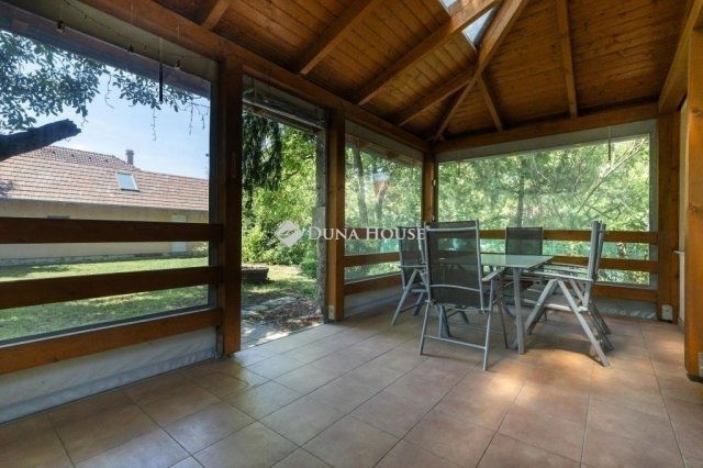 Eladó családi ház, Budapesten, XVI. kerületben 220 M Ft