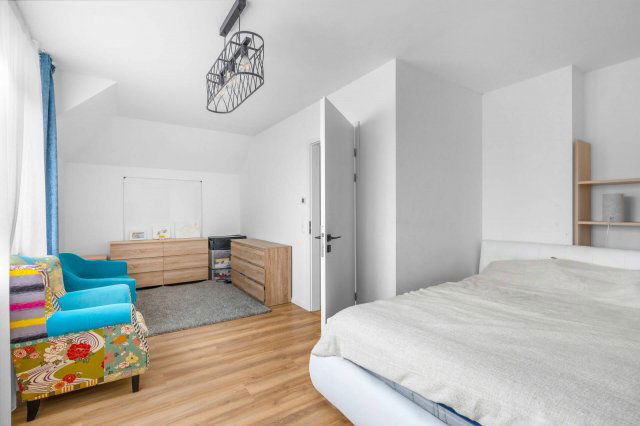 Eladó családi ház, Dunakeszin 169.9 M Ft, 5 szobás