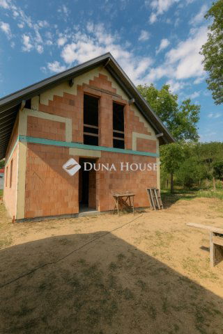 Eladó családi ház, Fóton 99 M Ft, 6 szobás