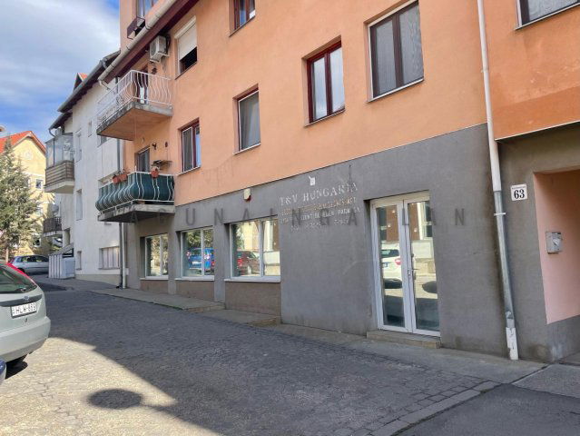 Eladó üzlethelyiség, Fóton 69.9 M Ft, 3 szobás