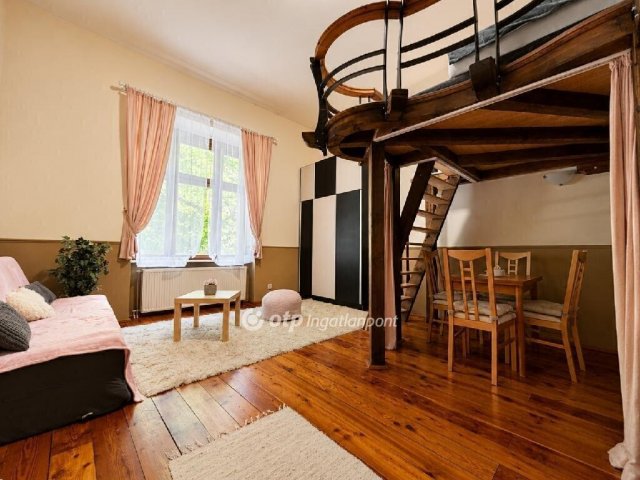 Eladó téglalakás, Budapesten, I. kerületben 84.9 M Ft, 1 szobás