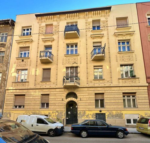 Eladó téglalakás, Budapesten, VIII. kerületben 51.49 M Ft