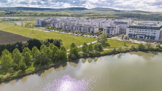Eladó téglalakás, Biatorbágyon 87 M Ft, 1 szobás