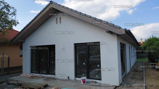Eladó családi ház, Vácdukán 119.9 M Ft, 5 szobás