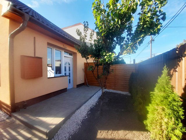 Eladó családi ház, Budapesten, XX. kerületben 59.9 M Ft