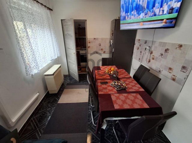 Eladó téglalakás, Cegléden 48 M Ft, 3 szobás