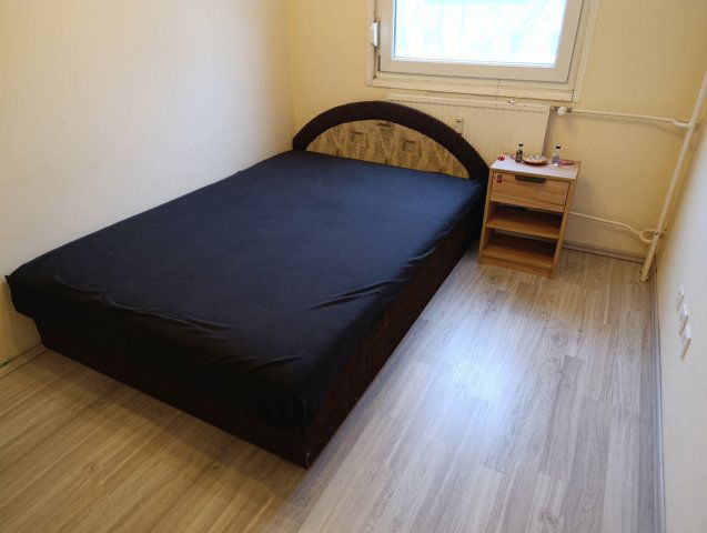 Eladó panellakás, Balatonfüreden 75 M Ft, 4+1 szobás