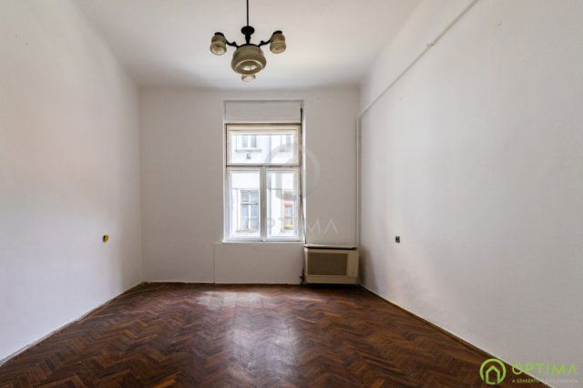 Eladó téglalakás, Budapesten, VIII. kerületben 52 M Ft, 1 szobás