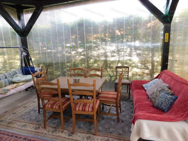 Eladó nyaraló, Mátyásdombon 55 M Ft, 5 szobás