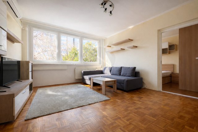 Eladó panellakás, Budapesten, XIV. kerületben 64.9 M Ft, 2 szobás