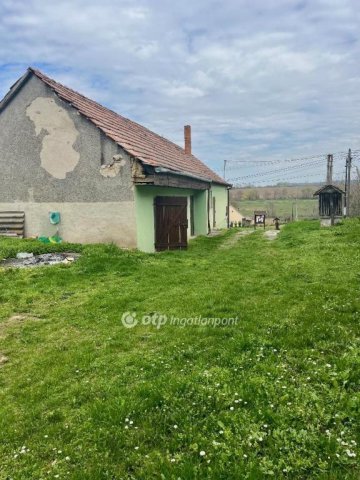 Eladó családi ház, Belvárdgyulán 25 M Ft, 2 szobás