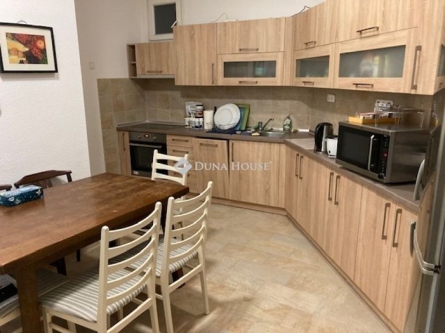 Eladó téglalakás, Budapesten, VII. kerületben 79.9 M Ft