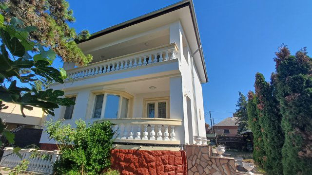 Eladó családi ház, Balatonfűzfőn 129 M Ft, 5 szobás