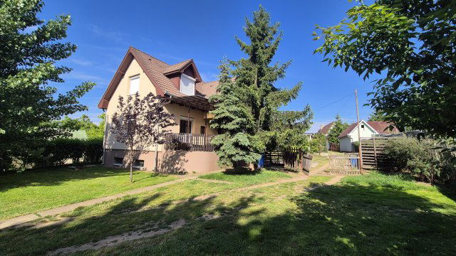 Eladó családi ház, Debrecenben 110.5 M Ft, 4 szobás