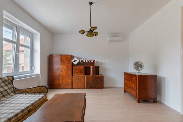 Eladó családi ház, Budapesten, XVIII. kerületben 106 M Ft